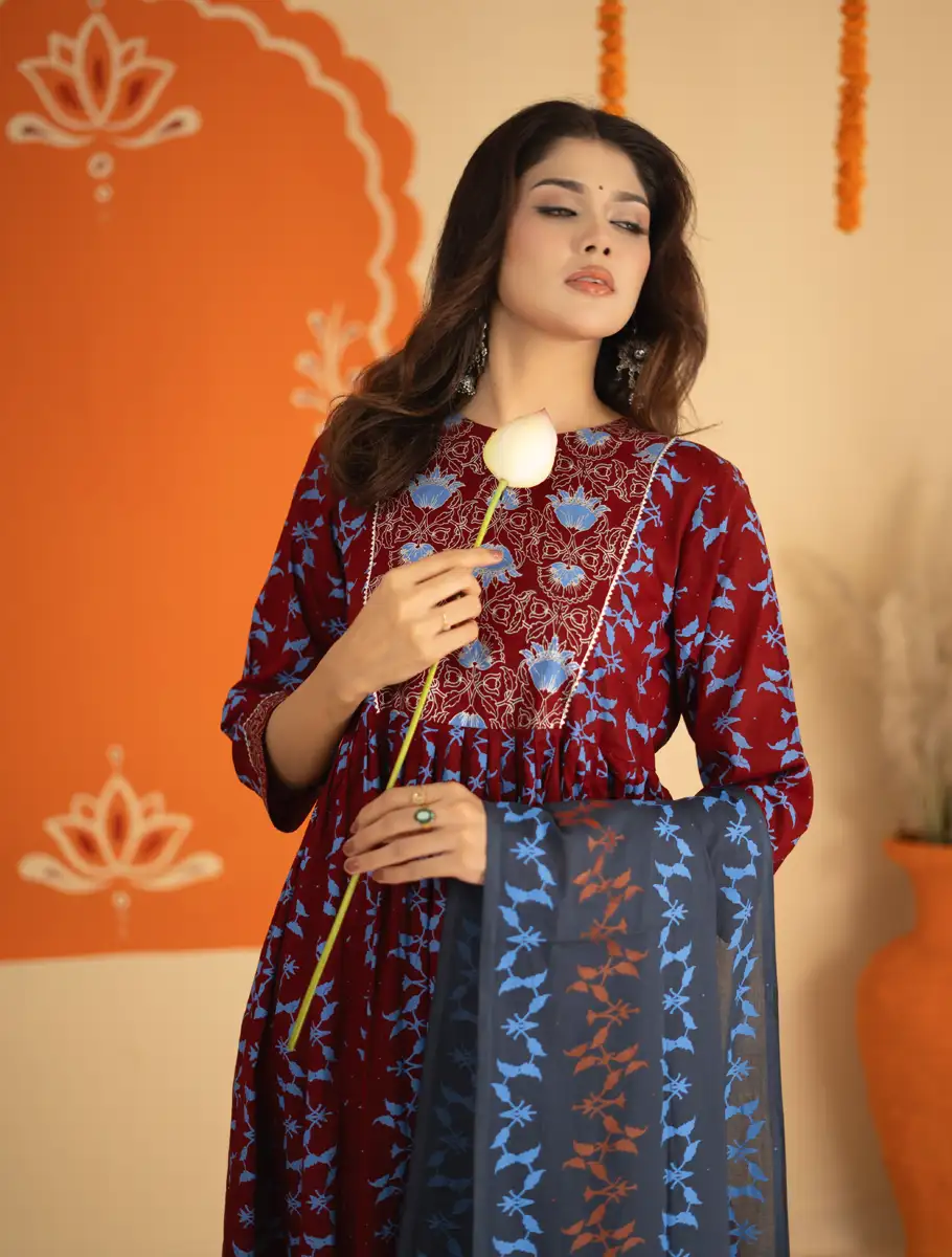 Women's 3-Piece Set Maroon Floral Printed Kurta, Trouser & Blue Printed Dupatta Burgundy gallery image