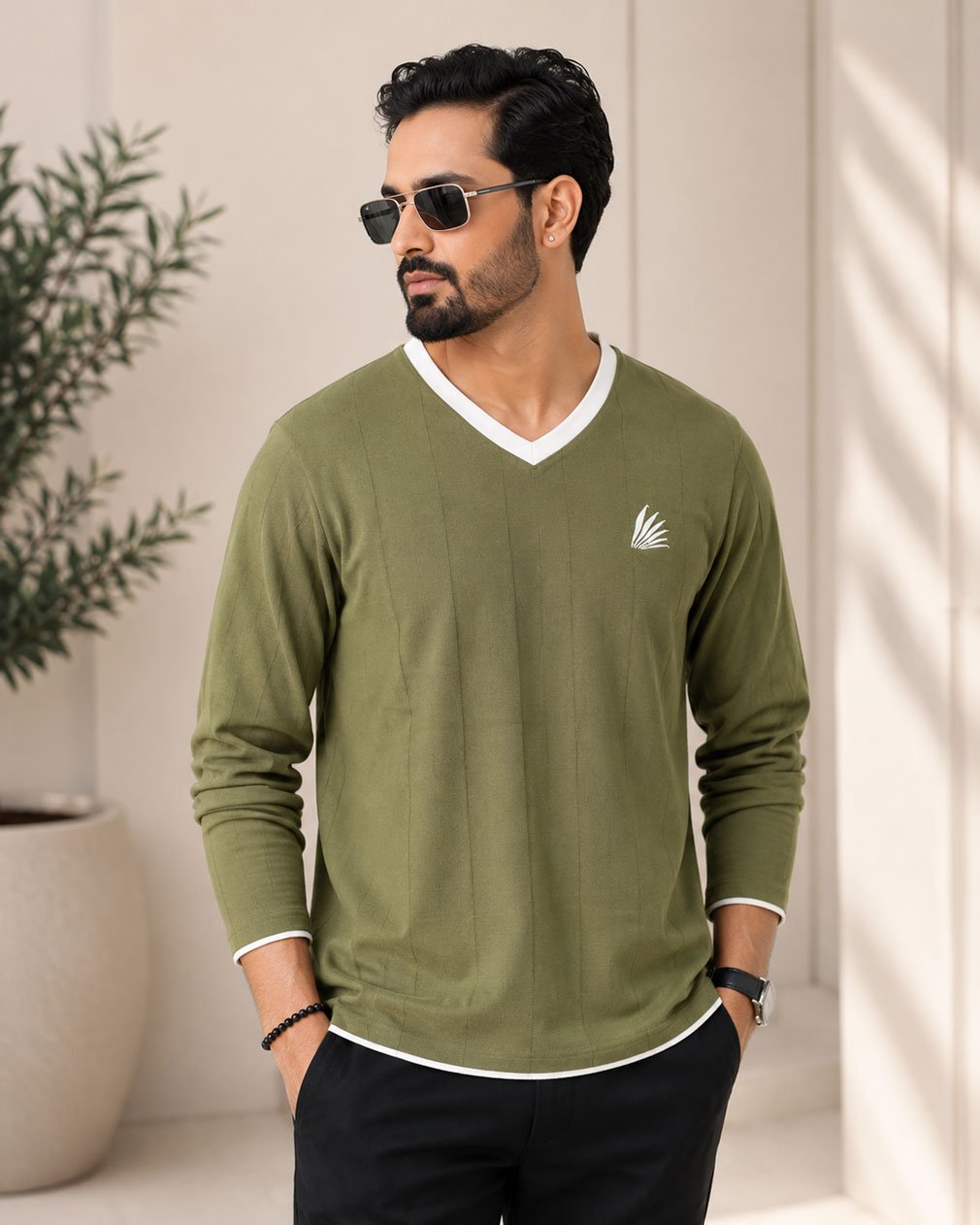 AMRISS Signature Ribbed V-Neck Drop Needle Tee OLIVE gallery image